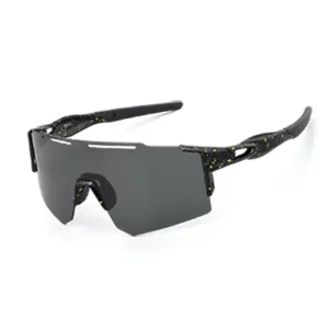 Golf sunglasses with optical insert (1)